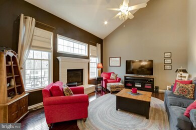 42325 Magistrate Ct, Chantilly, VA 20152 - photo 5