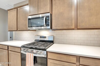 KITCHEN (2)