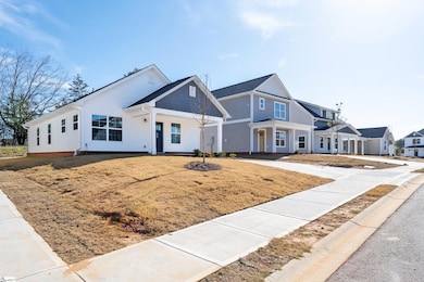 208 Waltham Ct, Greenville, SC 29617 - photo 2