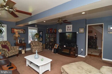 1525 Farmington Ave, Pottstown, PA 19464 - photo 3