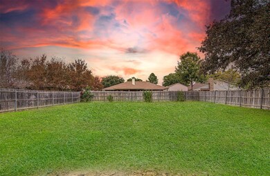 1421 Circle Ln, Bedford, TX 76022 - photo 5