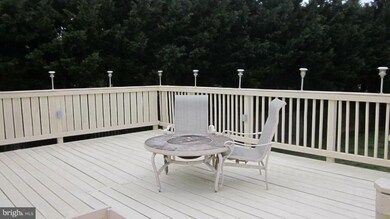 2875 Chevoit Hill Ct, Woodbridge, VA 22191 - photo 5