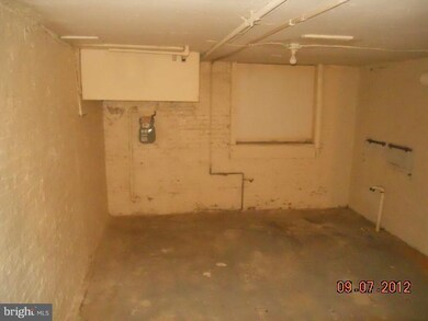 610 N Lakewood Ave, Baltimore, MD 21205 - photo 7