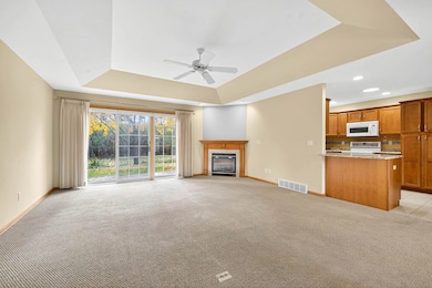 4733 Westbrook Ct, Appleton, WI 54913 - photo 2