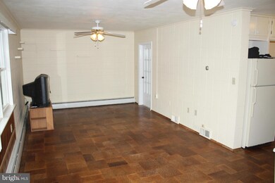 679 Hollywell Ave unit 1, Chambersburg, PA 17201 - photo 6