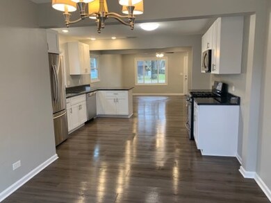 140 S Rosedale Ave, Aurora, IL 60506 - photo 6