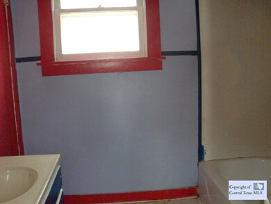 726 Bismark St, Seguin, TX 78155 - photo 6