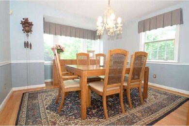 1615 Surrey Ln, Havertown, PA 19083 - photo 6