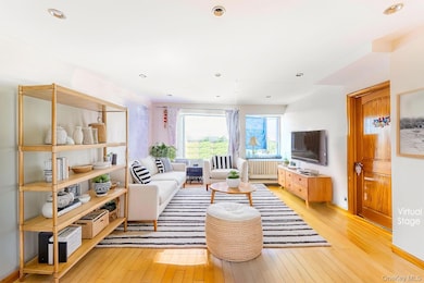 32-26 Union St unit 6C, Flushing, NY 11354 - photo 3