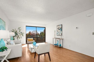 Eaton Crest unit 330, Los Angeles, CA 90042 - photo 5