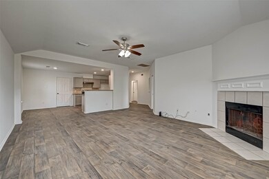 5834 Wickover Ln, Houston, TX 77086 - photo 7