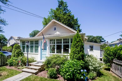 26 Grove St, Cos Cob, CT 06807 - photo 2