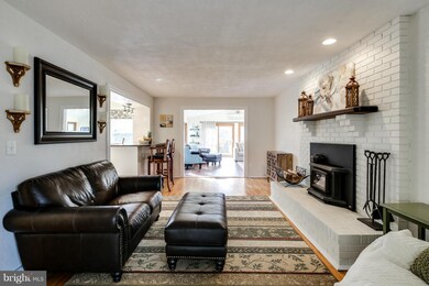 547 Buckhorn Rd, Sykesville, MD 21784 - photo 4