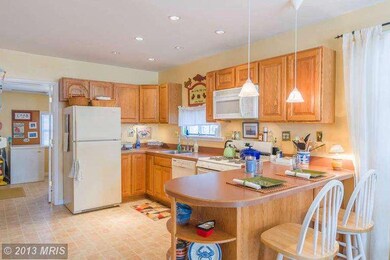 76 Kingston Park Ln, Middle River, MD 21220 - photo 7