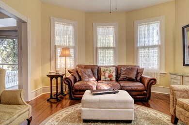 219 N 7th St Wilmington NC-large-006-2-D