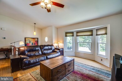 11810 Clarence Dr, Fredericksburg, VA 22407 - photo 4