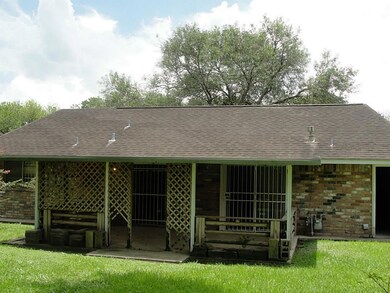 7114 Sawmill Trail, Houston, TX 77040 - photo 4