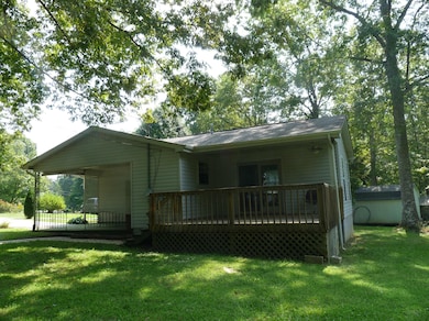 680 Dillon St, Crossville, TN 38555 - photo 4