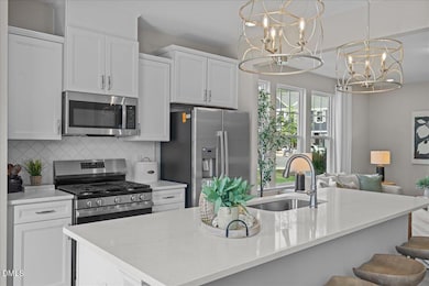 938 Kensley Grove Ln unit 58, Fuquay-Varina, NC 27526 - photo 3