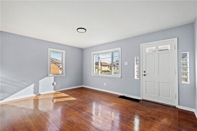 726 Upston St, McKeesport, PA 15133 - photo 2