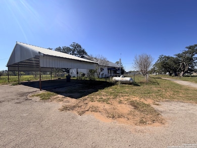 2880 2nd St, Pleasanton, TX 78064 - photo 6