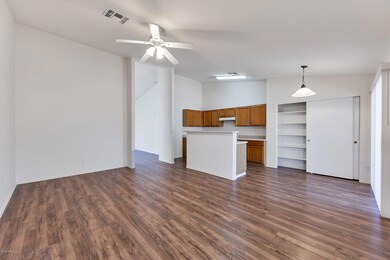 Eat-in Kitchen
