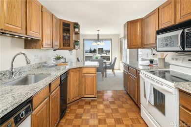 521 Summit Ave E unit 303, Seattle, WA 98102 - photo 2