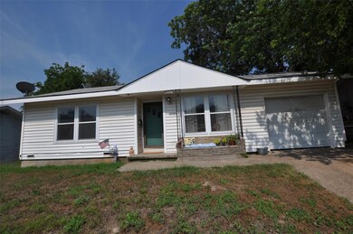 1209 Grace St, Weatherford, TX 76086 - photo 4