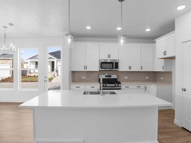 The Bridgecrest - Kitchen