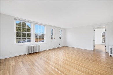 54 Coggeshall Ave unit 1, Newport, RI 02840 - photo 4