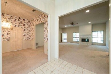 36 Rolling Hills Cir, Denton, TX 76205 - photo 4