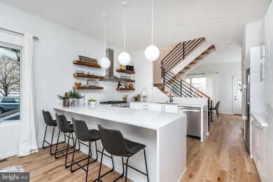 301 E Lanvale St, Baltimore, MD 21202 - photo 5