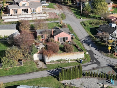 7931 Caddy St, Anacortes, WA 98221 - photo 2