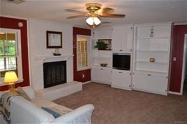 More Bookcases and great space to relax!