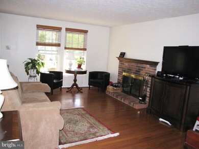 7309 Little Bird Path, Columbia, MD 21046 - photo 3