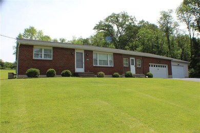 660 S Summit Rd, Bath, PA 18014 - photo 2