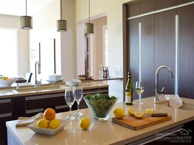 61339 Triple Knot Rd, Bend, OR 97702 - photo 3