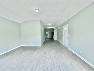 504 Moody St, Shelbyville, TN 37160 - photo 5