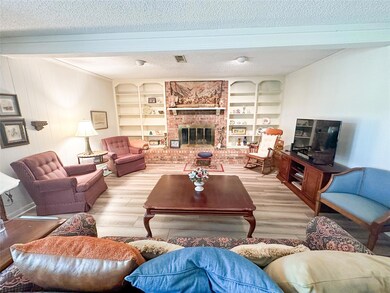 606 E Collins St, Decatur, TX 76234 - photo 7