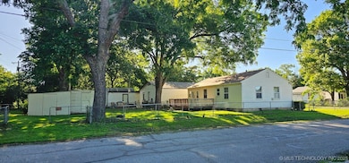 3704 W 42nd St, Tulsa, OK 74107 - photo 5