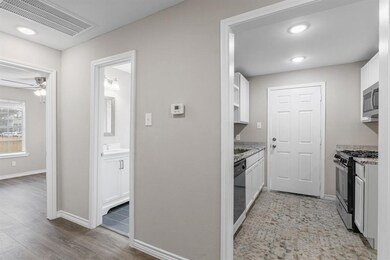 4309 Hull St, Houston, TX 77021 - photo 4