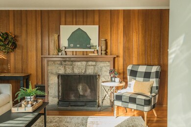410 Richards BE7A8517