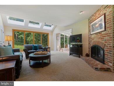 412 Round Hill Rd, Wayne, PA 19087 - photo 7