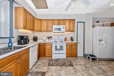 22 East Ave, Hagerstown, MD 21740 - photo 5