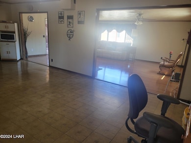 266 Sunflower Dr, Lake Havasu City, AZ 86403 - photo 7