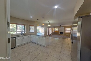 210 E La Vieve Ln Tempe AZ-print-006-005