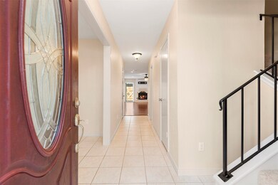 14215 Lost Meadow Ln, Houston, TX 77079 - photo 5