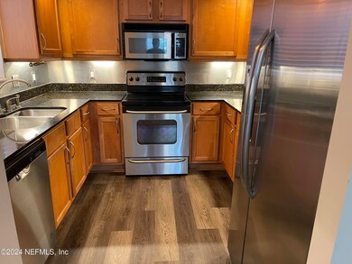 5375 Ortega Farms Blvd unit 408, Jacksonville, FL 32210 - photo 6