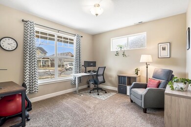 20463 Karch Dr, Bend, OR 97702 - photo 7