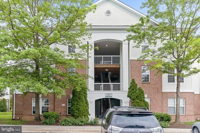 22641 Blue Elder Terrace unit 101, Ashburn, VA 20148 - photo 6